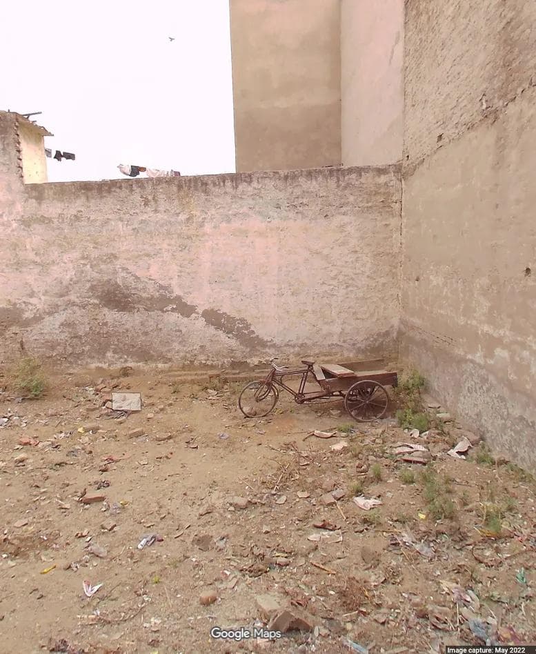 32 GAJ plot near ANAND Hospital